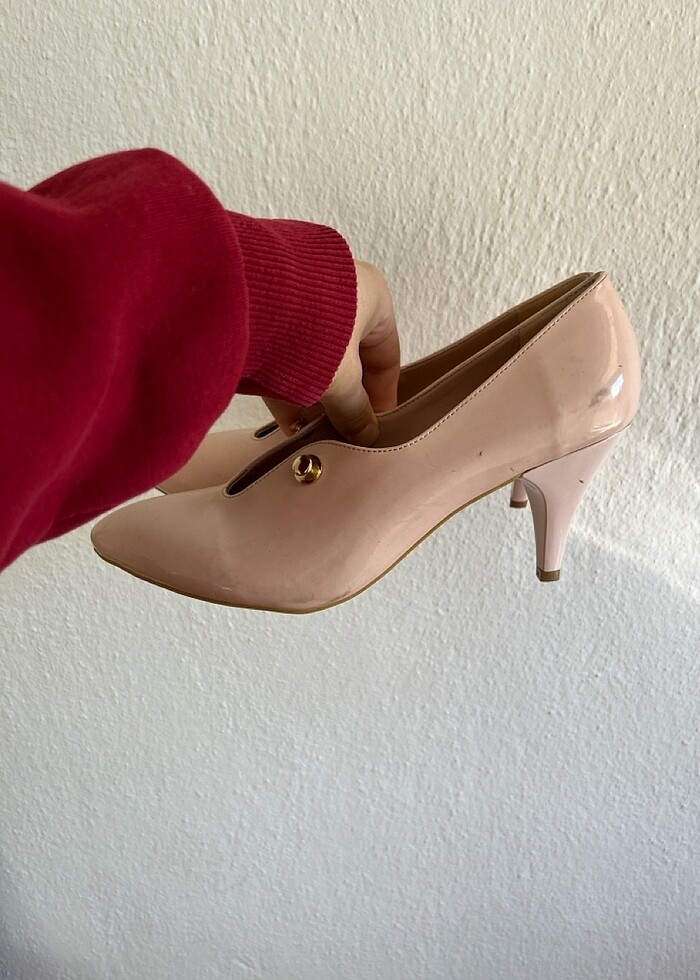 Topuklu ayakkabı - Görsel 2