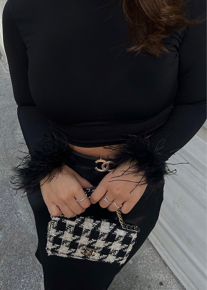 Siyah tül detay bluz - Görsel 2