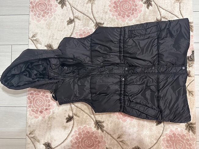 Lc waikiki uzun şişme yelek siyah