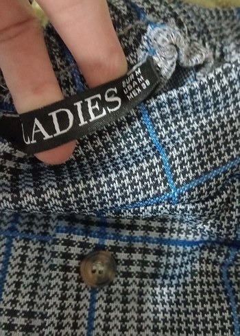 Düğmeli Mavi Midi Kumaş Pantolon - Görsel 3