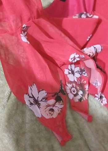 Pembe Çiçek Desenli Uzun Kollu Kadın Bluz - Görsel 2