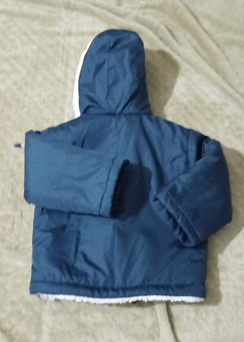 Kapüşonlu Kürklü Mavi Erkek Çocuk Mont - Görsel 3