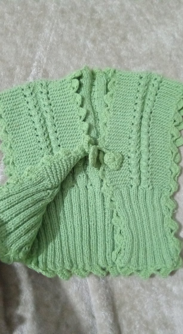 Kız Çocuk Nakışlı Yeşil Örgü Yelek - Görsel 2