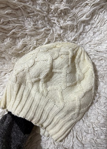 Kadın Beyaz Örgü Bere - Görsel 3