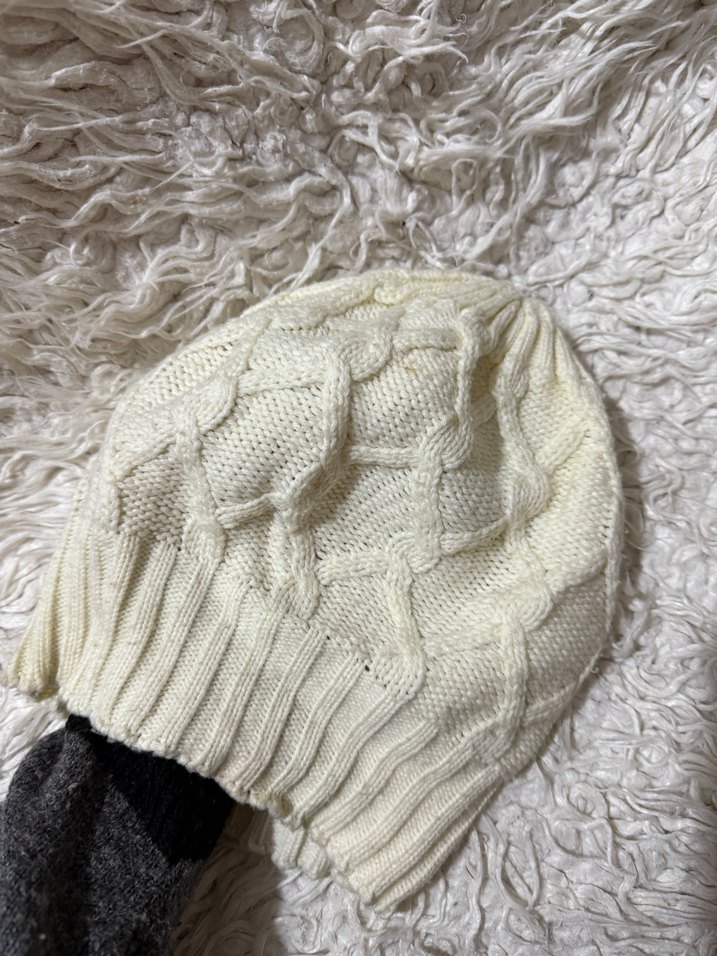 Kadın Beyaz Örgü Bere - Görsel 3