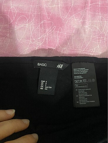 H&M Kısa Siyah Etek