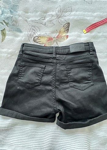 çocuk Siyah Mini Denim Şort - Görsel 2