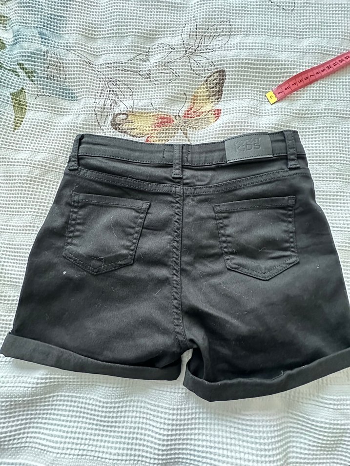 çocuk Siyah Mini Denim Şort - Görsel 2