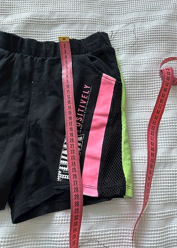 Kızlar için elastik bel baskılı pembe şort - Görsel 5