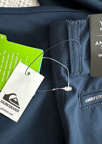 Düğmeli Lacivert bayan şort - Görsel 6