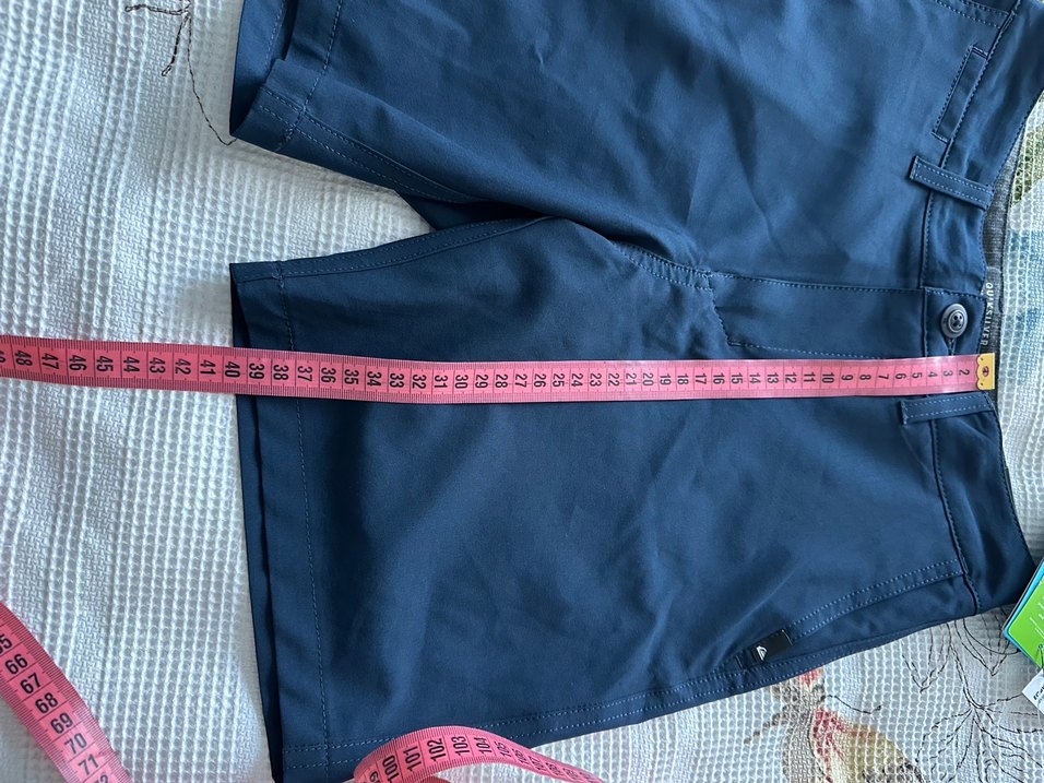 Düğmeli Lacivert bayan  şort - Görsel 3