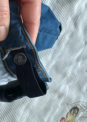 Düğmeli Mavi Denim Midi Pantolon - Görsel 4