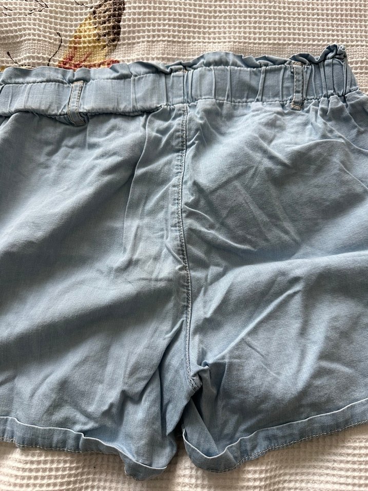 Gri Bel Kemerli kız şort - Görsel 3