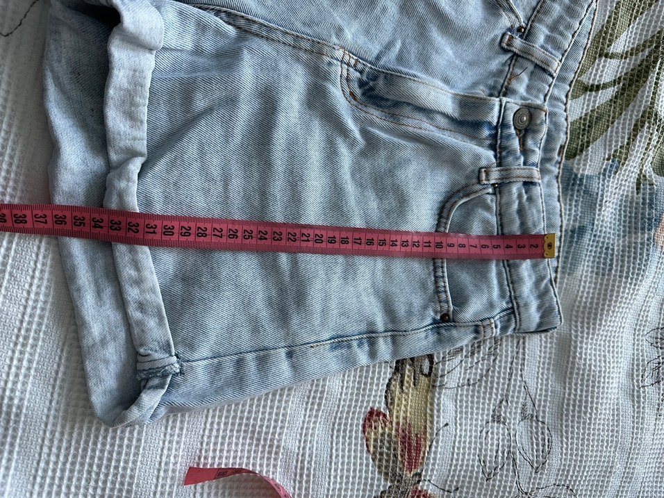 Gri Midi Denim Şort - Görsel 3