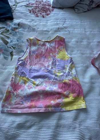 Çok Renkli Kız Çocuk Batik Desenli Askısız Tişört - Görsel 2