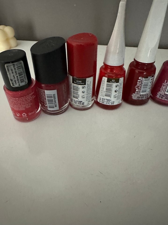 Canlı Kırmızı Oje Seti - Görsel 3