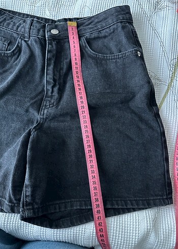 Gri Kadın Midi Denim Şort - Görsel 3