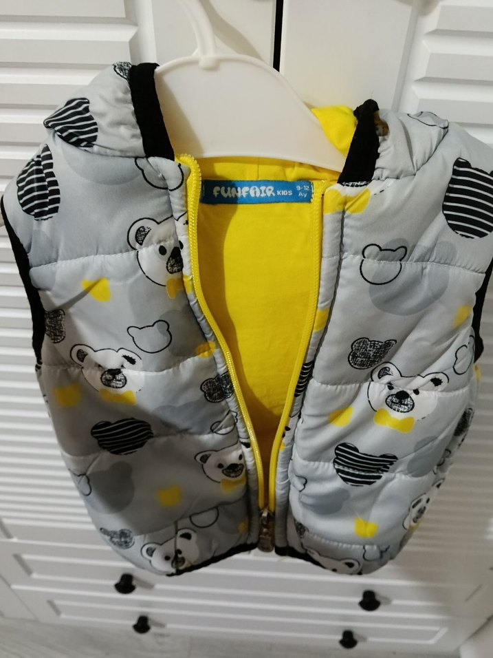 Erkek Çocuk Gri Baskılı Fermuarlı Yelek - Görsel 3