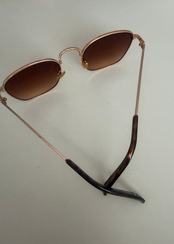 Klasik Bej Tokalı Kadın Güneş Gözlüğü - Görsel 2