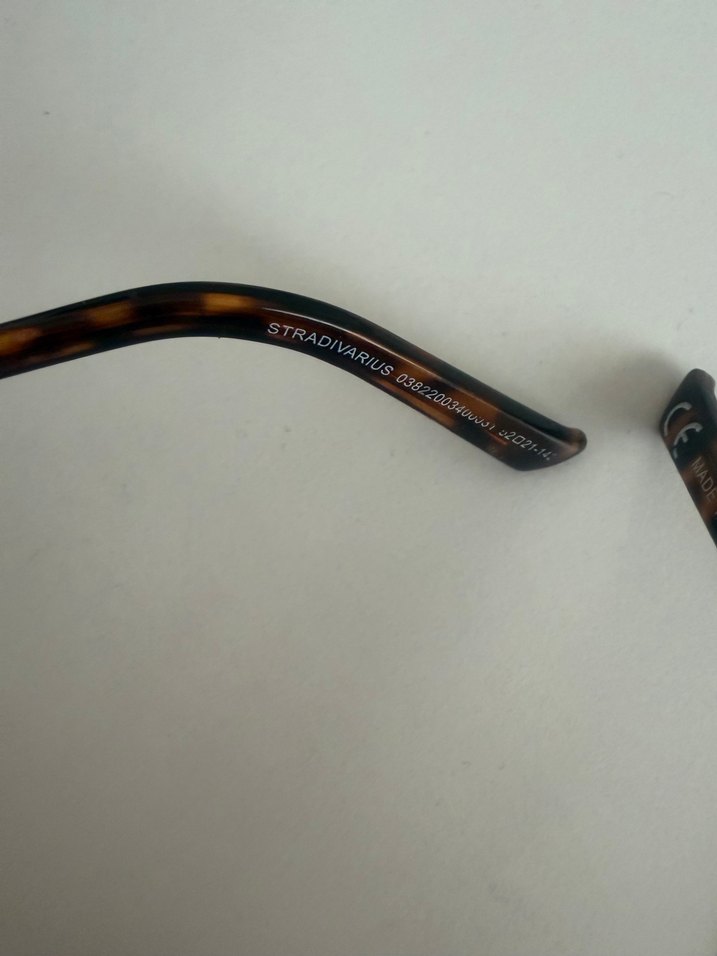 Klasik Bej Tokalı Kadın Güneş Gözlüğü - Görsel 3