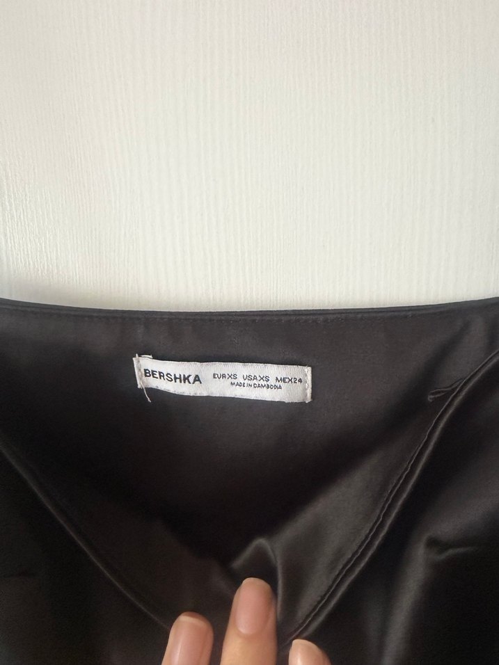 Siyah İnce Askılı Midi Elbise - Görsel 3