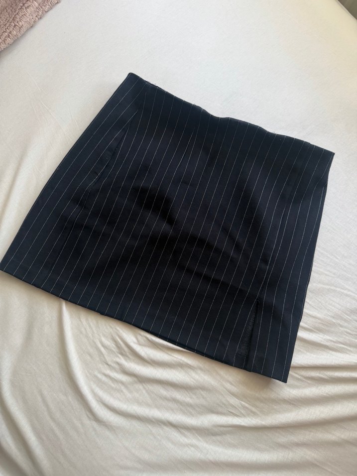 Çizgili Lacivert Midi Etek - Görsel 4