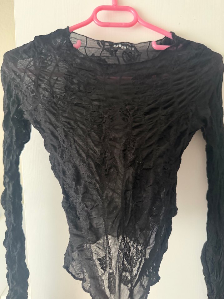 Uzun Kollu Siyah Dantelli Gotik Bluz - Görsel 2