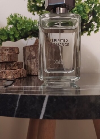  Beden Zara parfüm spirited romance