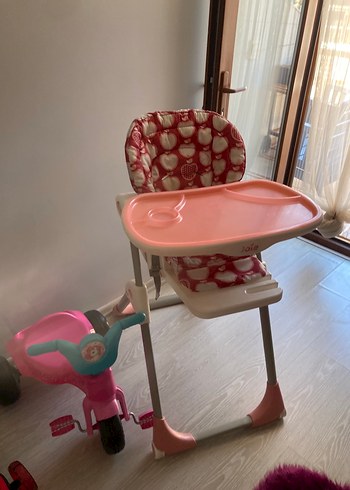 Yumuşak Minderli Pembe Bebek Mama Sandalyesi