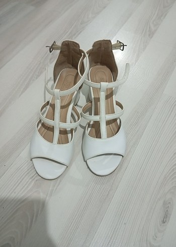 bayan kısa topuklu ayakkabı - Görsel 2