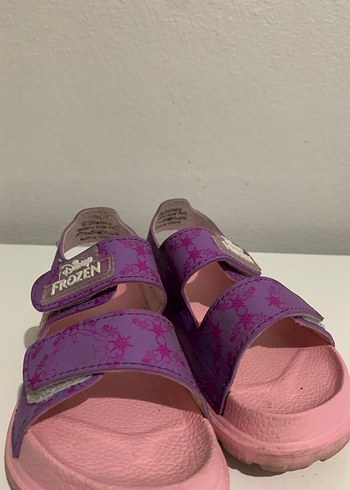 28 Beden Mor Frozen Kız Çocuk Sandaletleri Velcro