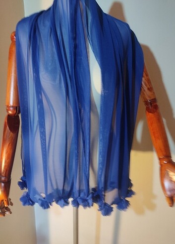 Tul yelek kemeri ve baş örtüsü var - Görsel 8