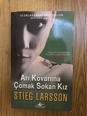 Stieg Larsson Arı Kovanına Çomak Sokan Kız Roman