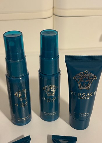 Beden Renk VERSACE EROS MİNİ SEYAHAT ÜRÜNLERİ