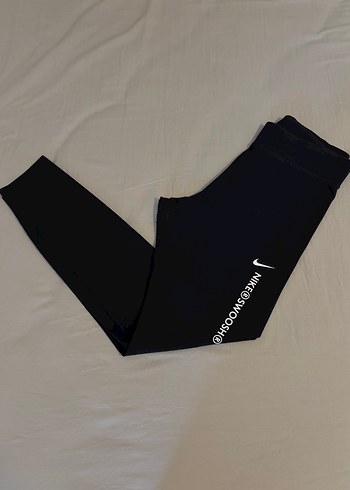 NİKE SWOOSH SİYAH TAYT - Görsel 2