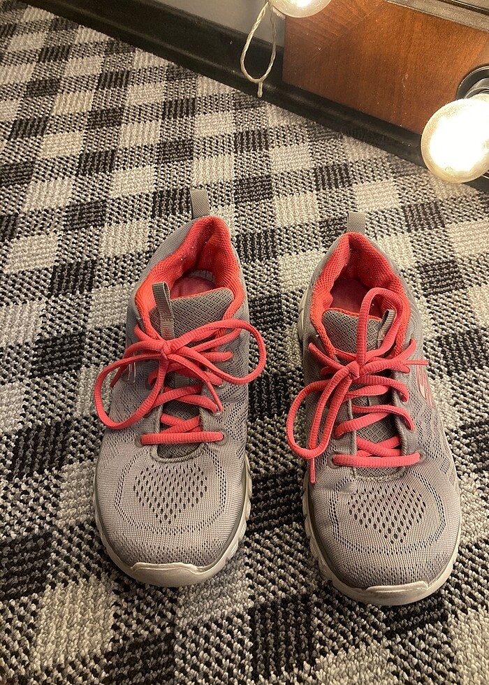 Skechers spor ayakkabı - Görsel 2