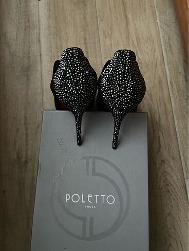 38 Beden Süet ve Swarovski taşlı stiletto
