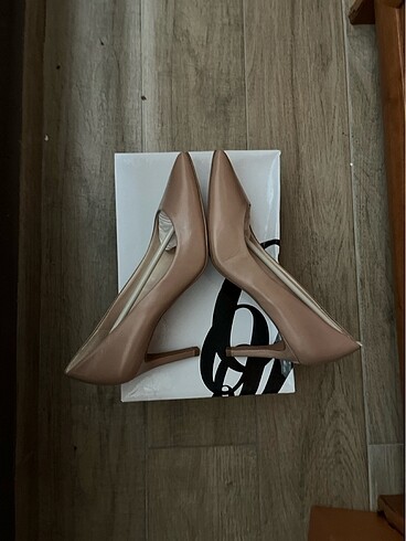 38 Beden Pudra rengi Nine West stiletto