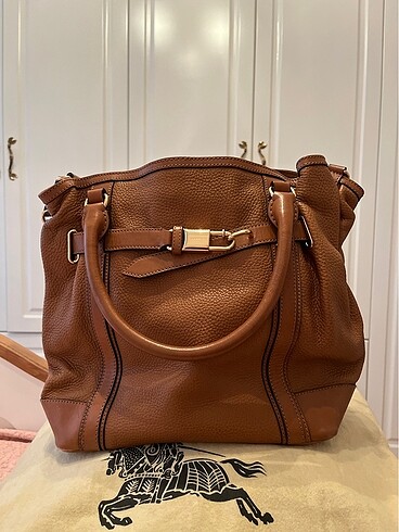 Burberry deri çanta