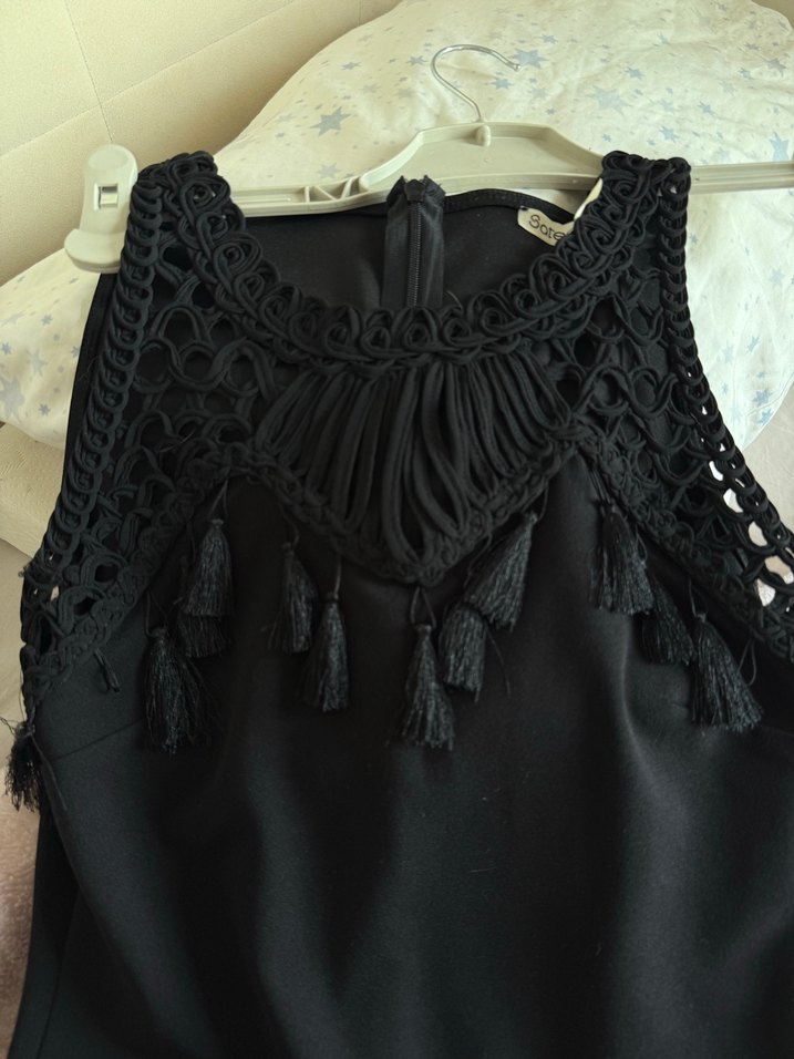 Dantel Detaylı Siyah Midi Elbise - Görsel 2