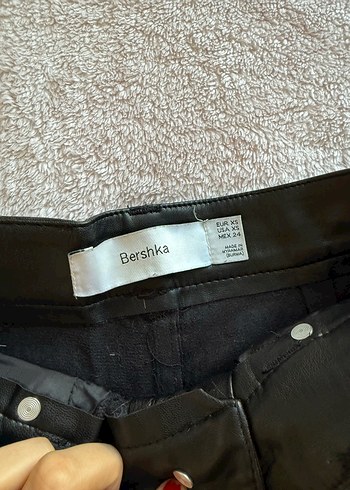 bershka Siyah Deri Pantolon - Görsel 2