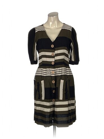 PreLoved Kısa Elbise %70 İndirimli.