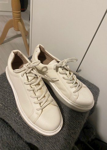 ipekyol Beyaz Minimalist Kadın Spor Ayakkabı