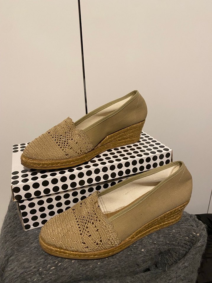 Bej Nakışlı Dantel Detaylı Dolgu Topuklu Kadın Espadril - Görsel 3