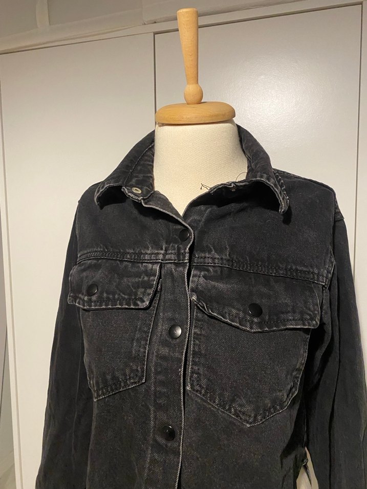 Siyah Düğmeli Kadın Denim Ceket - Görsel 3