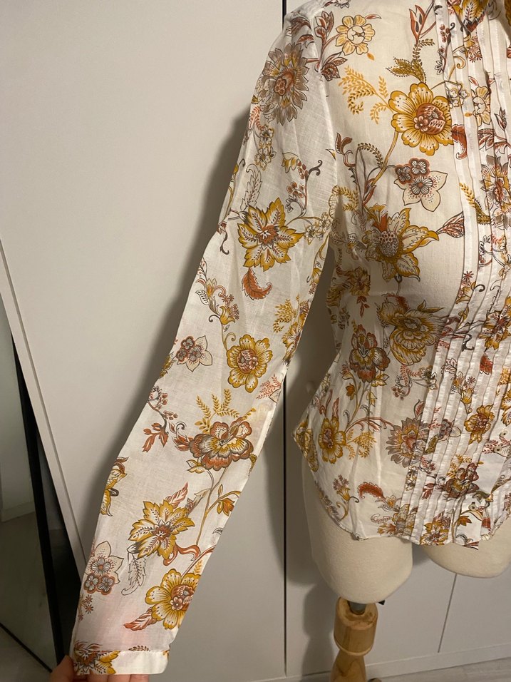 Bej Çiçek Desenli Kadın Gömlek - Görsel 5