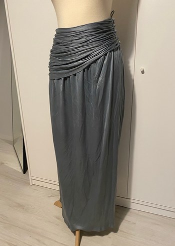 Gri Uzun Drapeli Kadın Etek - Görsel 2