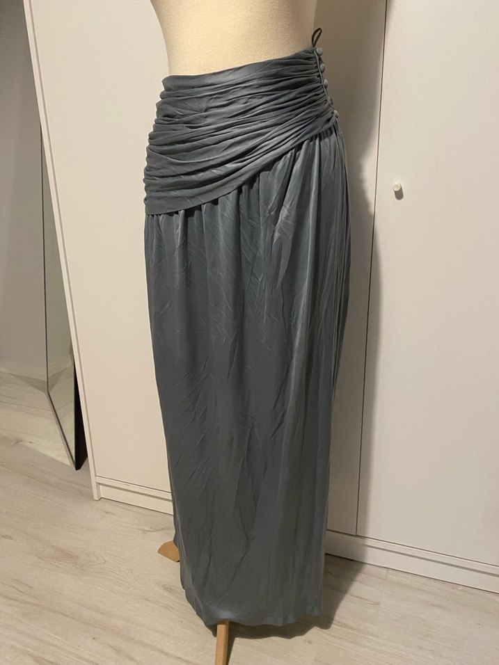 Gri Uzun Drapeli Kadın Etek - Görsel 2
