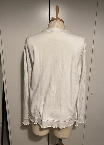 Düğmeli Beyaz Midi Kadın Hırka - Görsel 4