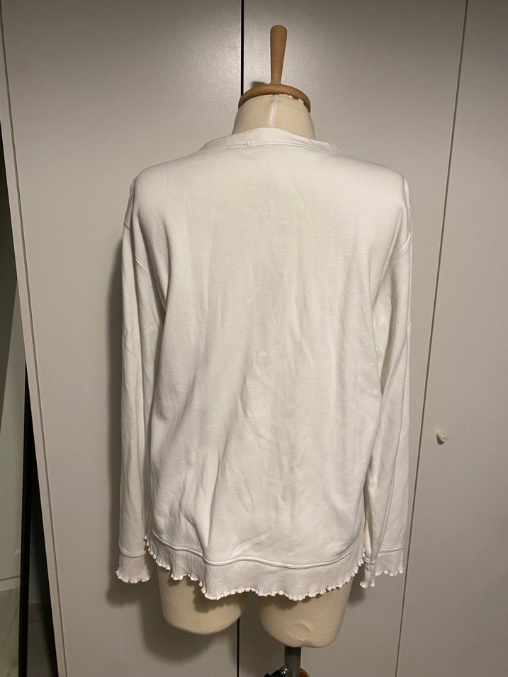 Düğmeli Beyaz Midi Kadın Hırka - Görsel 4